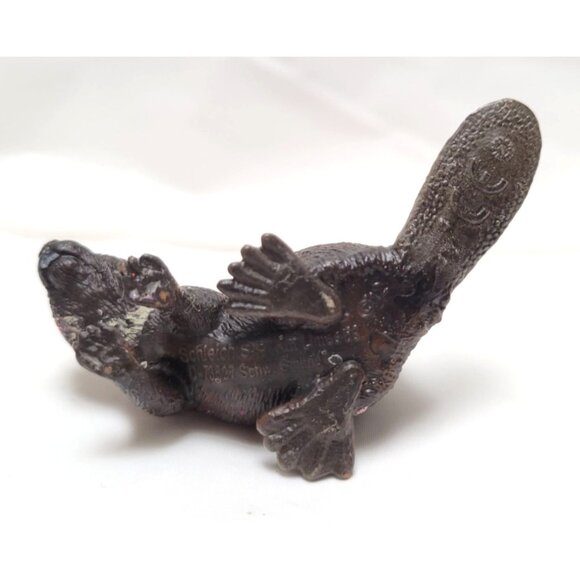 Schleich 2012 Brown Resin Beaver Figurine Toy #14693 Retired - Picture 7 of 7